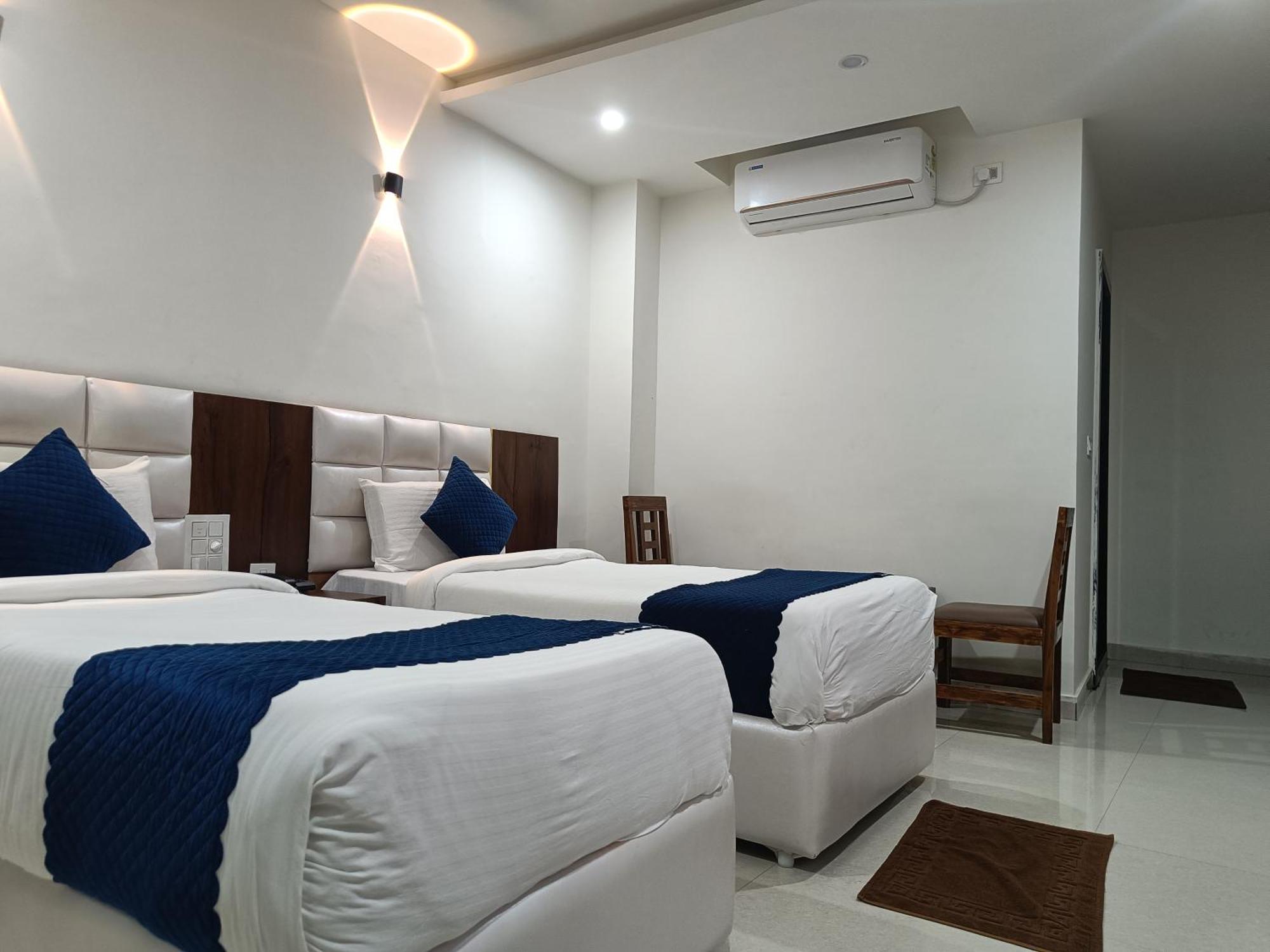 Hotel Skyland Warangal Extérieur photo