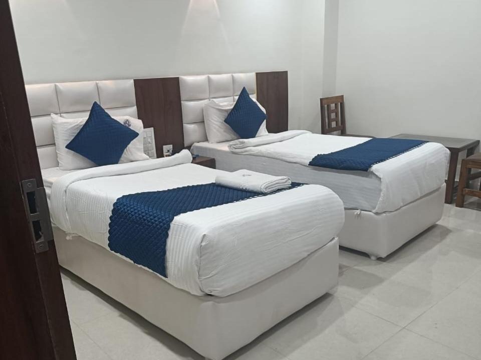 Hotel Skyland Warangal Extérieur photo