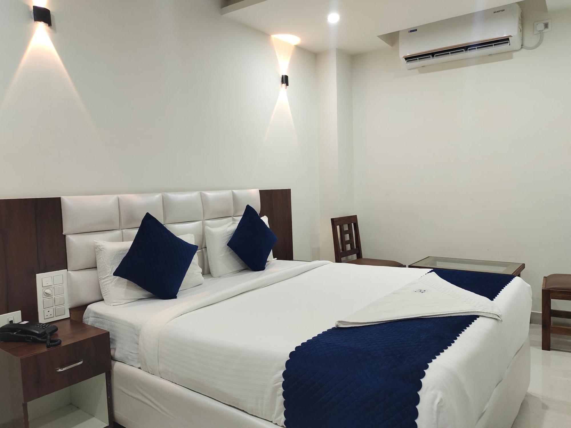 Hotel Skyland Warangal Extérieur photo