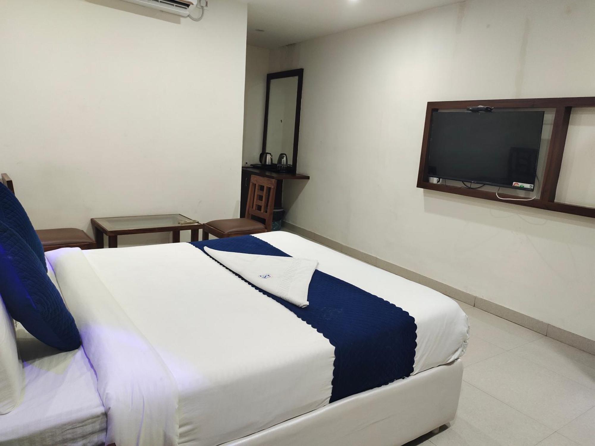 Hotel Skyland Warangal Extérieur photo