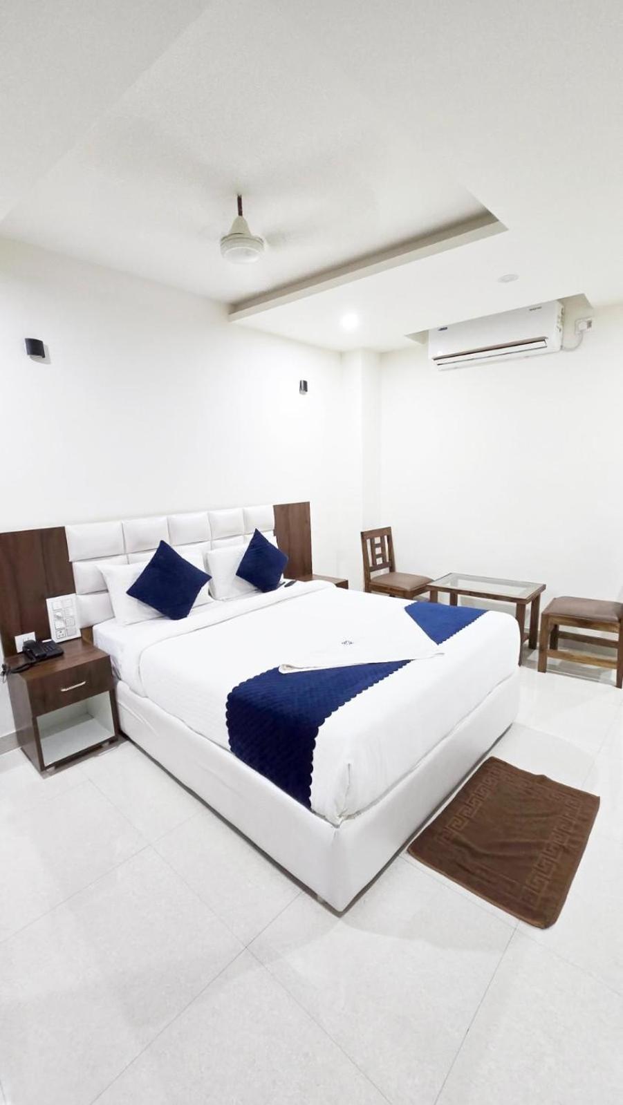 Hotel Skyland Warangal Extérieur photo